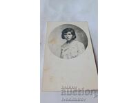 Снимка Младо момиче