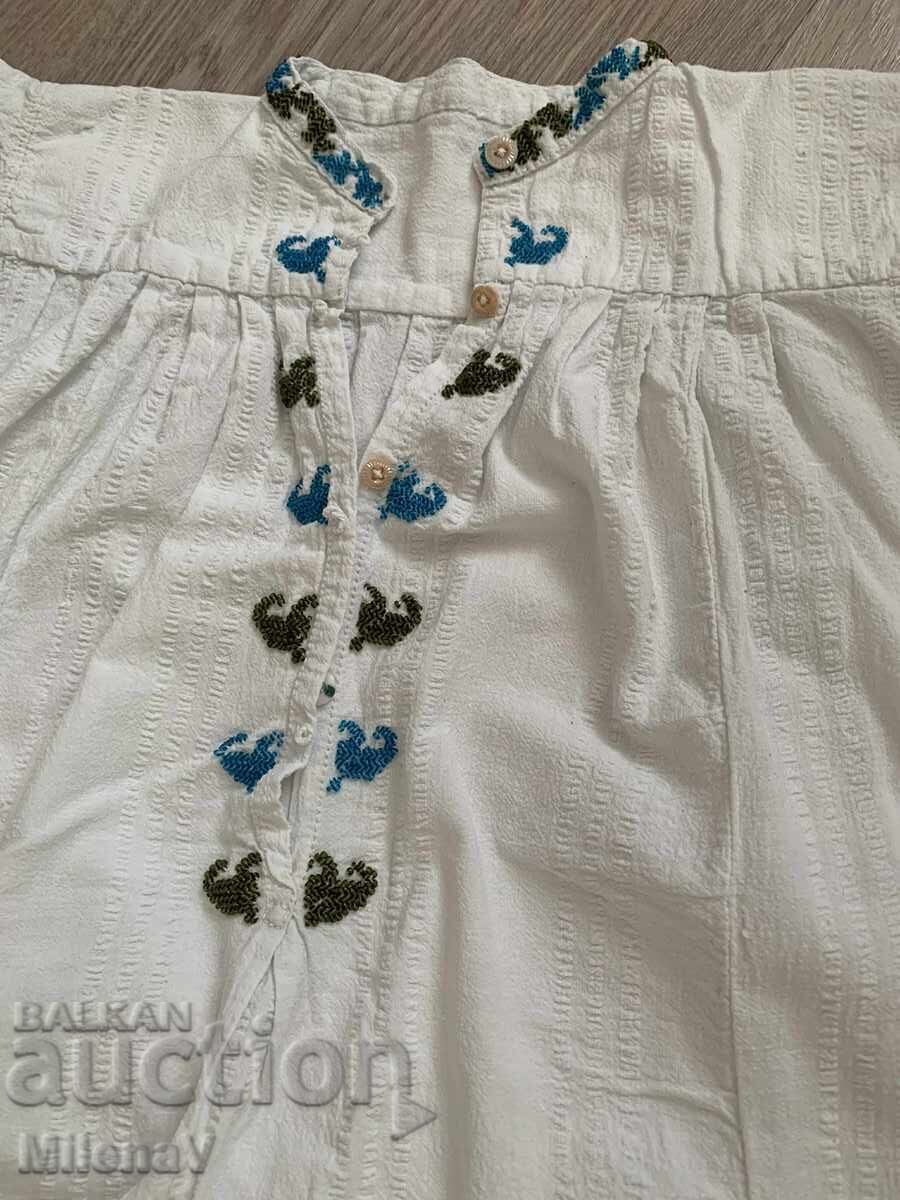 Πλεβένσκα βλάχικη πουκαμίσα με τιμή 250.00 BGN | € 127.82