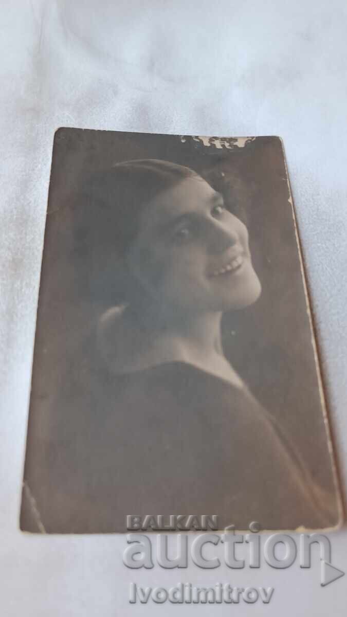 Φωτογραφία Σόφιας, Νεαρό κορίτσι, 1923 Φωτογραφία Σόφιας, Νεαρό κορίτσι, 1923