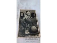 Снимка Малко момченце