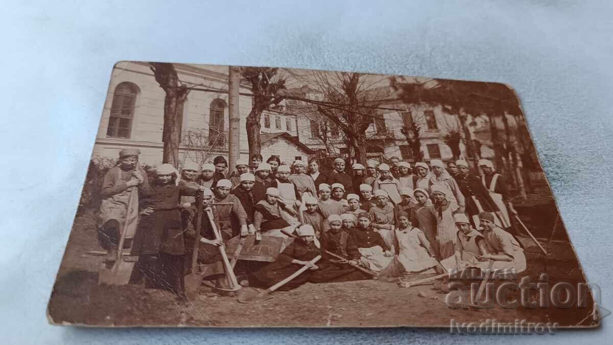 Fotografie Eleve în Săptămâna Muncii 1921