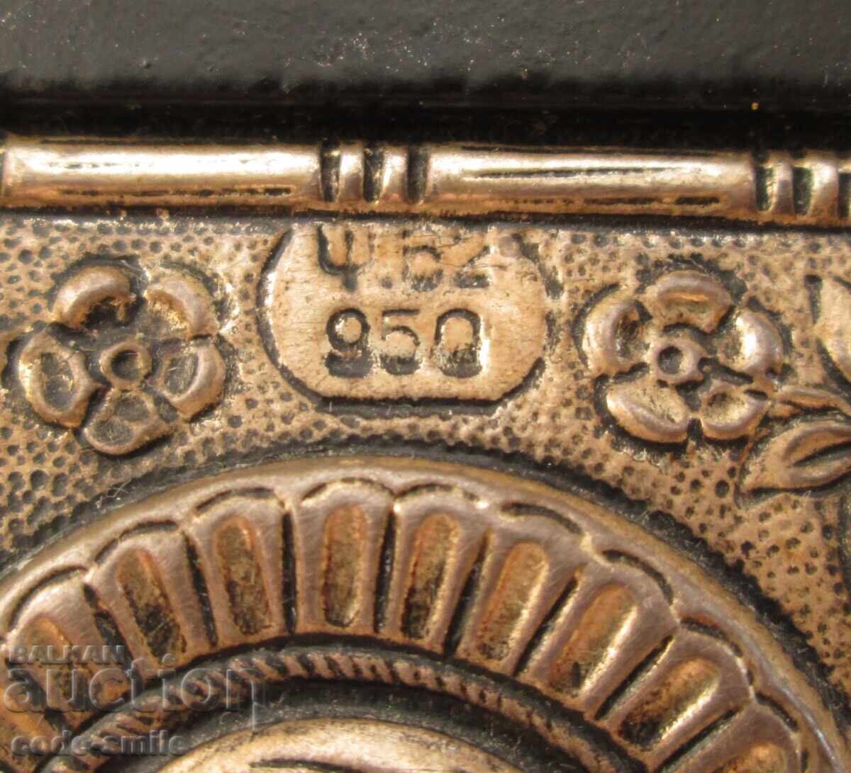 Χειροποίητη Ελληνική εικόνα με ασημένια επένδυση Παναγία με το Θείο Βρέφος με τιμή 80.00 BGN | € 40.90