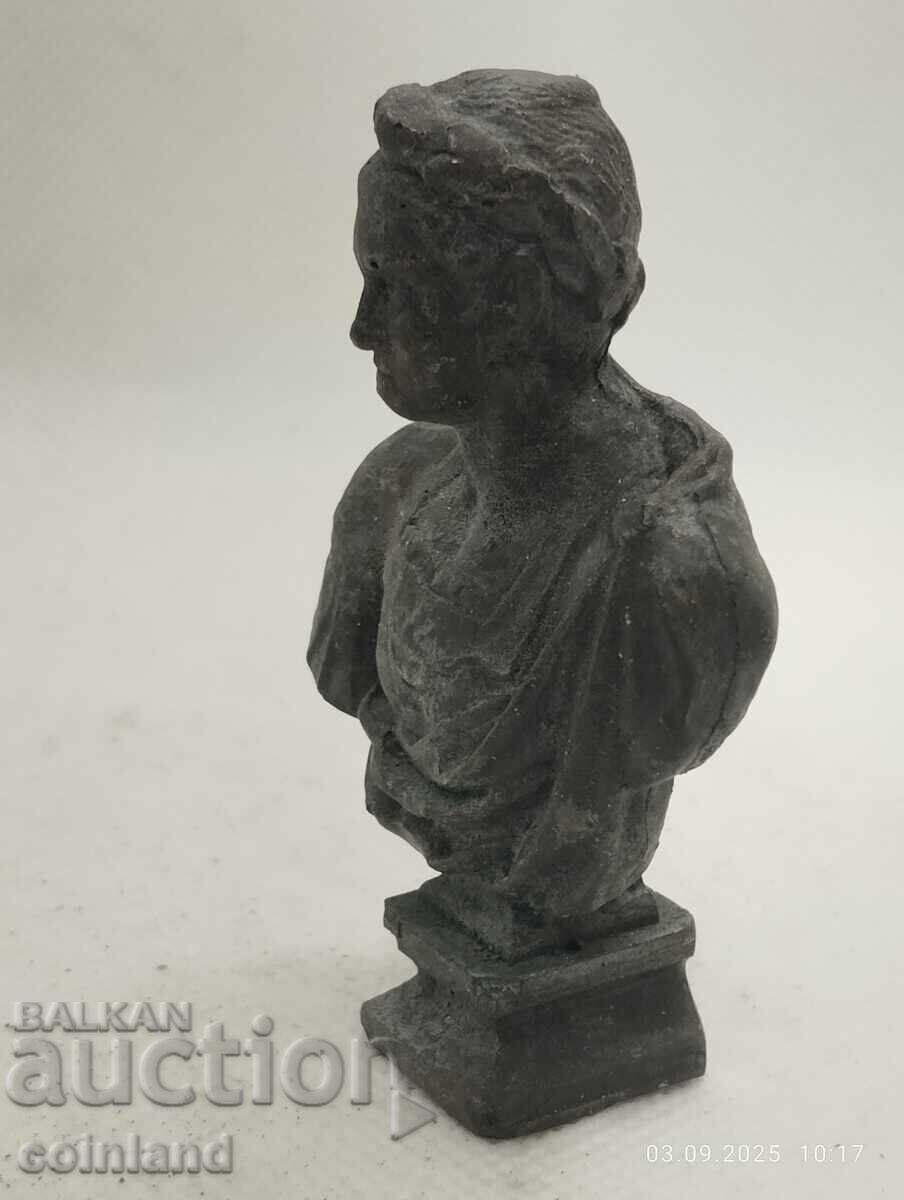 Antique Bronze Figurine REPLICA REPRODUCTION with price 40.00 BGN | € 20.45 Antique Bronze Figurine REPLICA REPRODUCTION with price 40.00 BGN | € 20.45