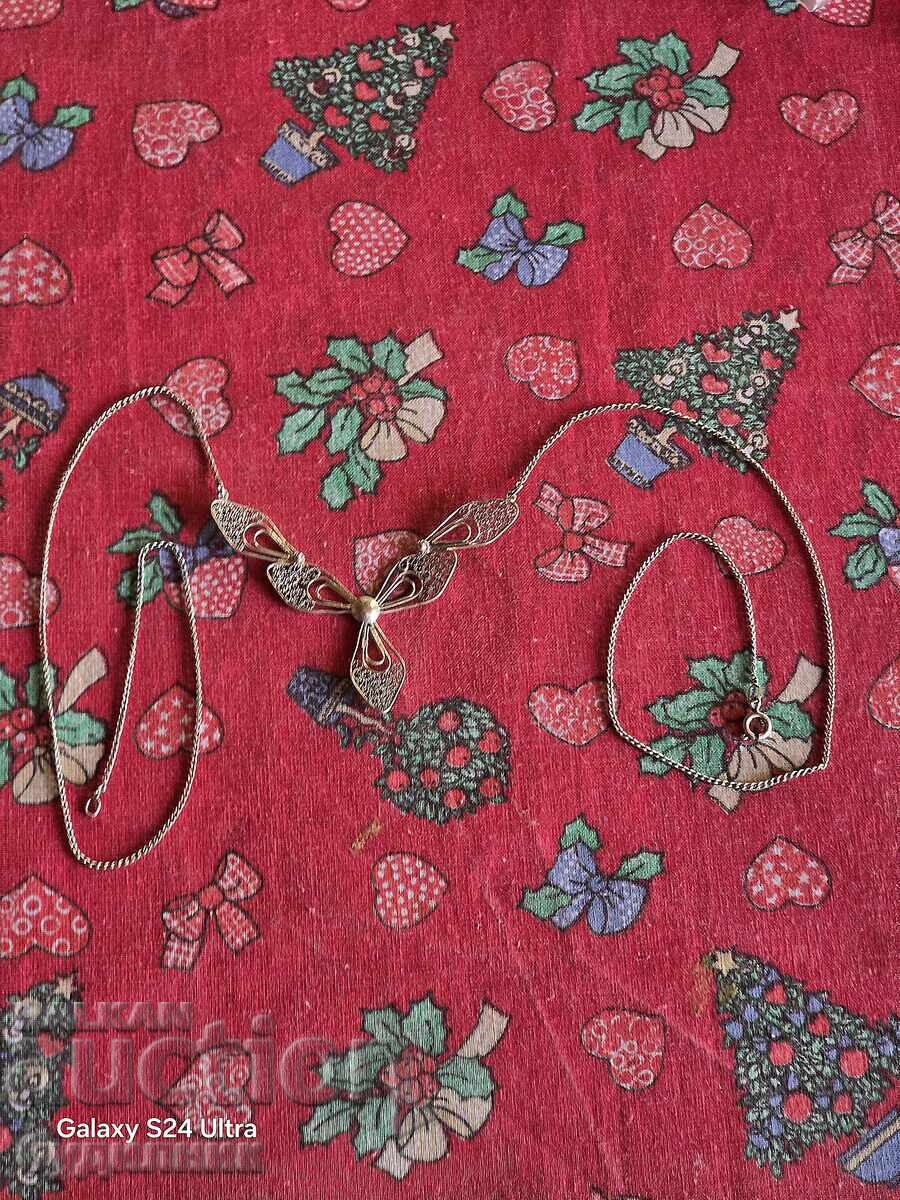 Auction Silver Massive Filigree Necklace. 69cm. Listing over 100 Auctions Auction Silver Massive Filigree Necklace. 69cm. Listing over 100 Auctions