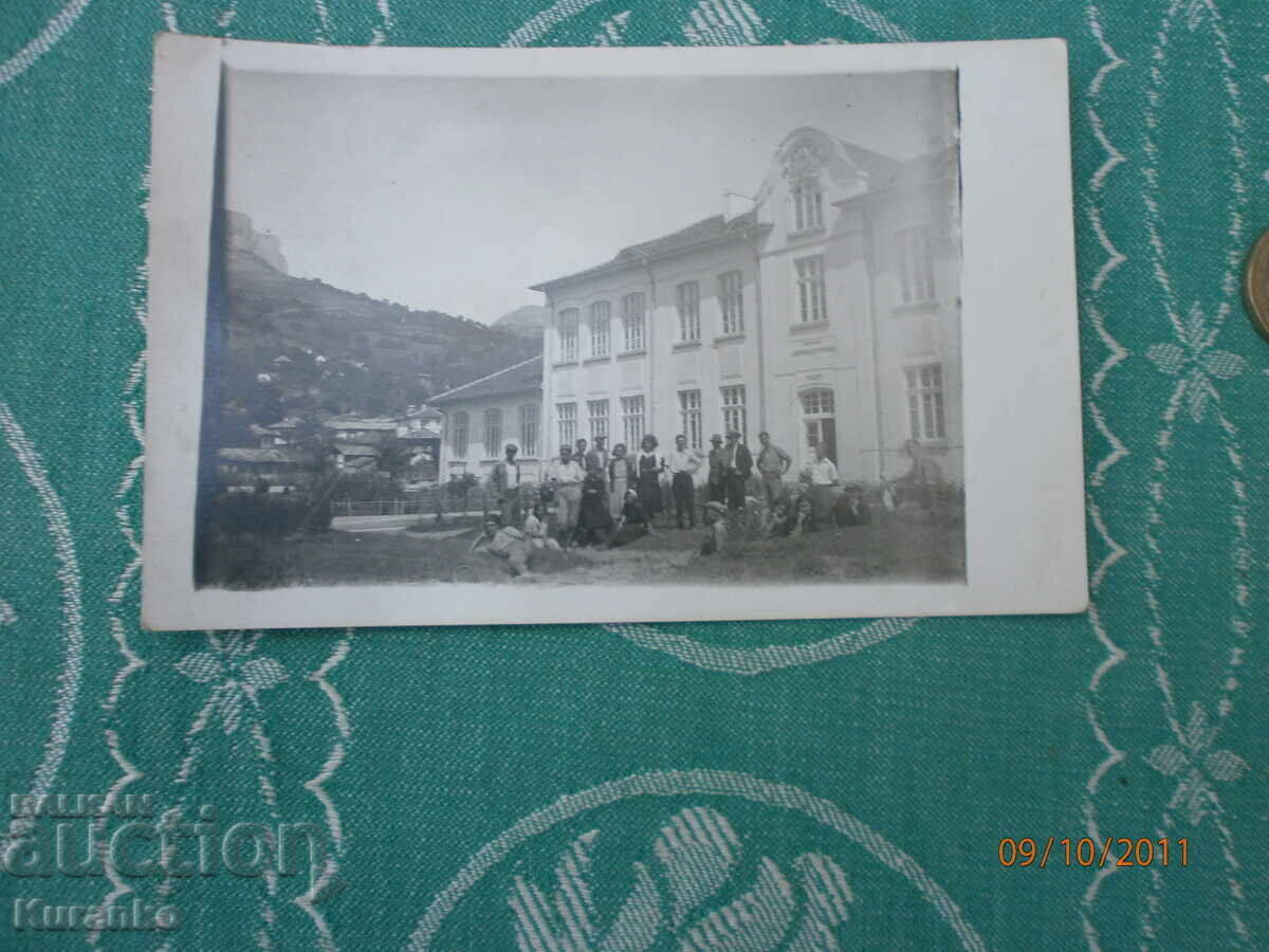 Fotografie rară din 1923. Școala de arte din Okrug - 6