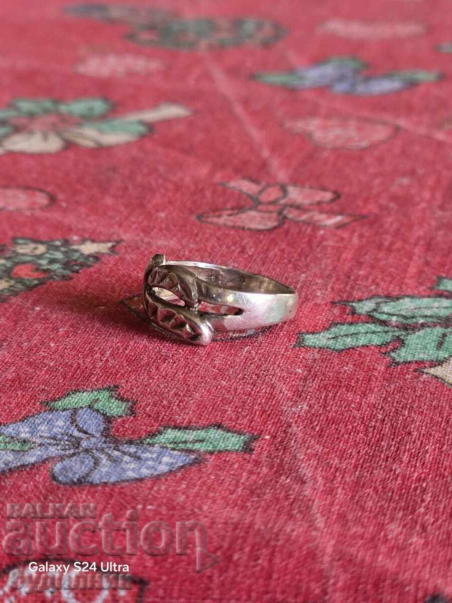 Auction  Silver ring. 14.7mm. I am listing over 100 auctions. View
