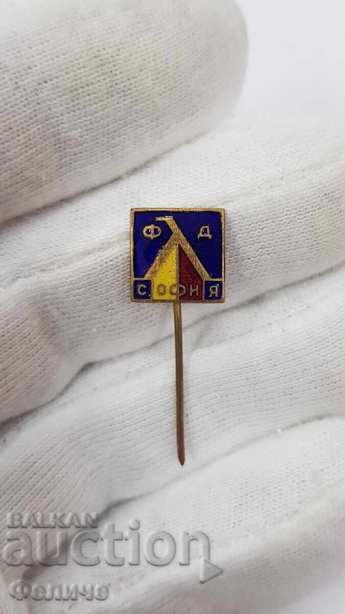 Рядък знак, значка Футбол - Левски София с цена 32.00 лв. | € 16.36 Рядък знак, значка Футбол - Левски София с цена 32.00 лв. | € 16.36