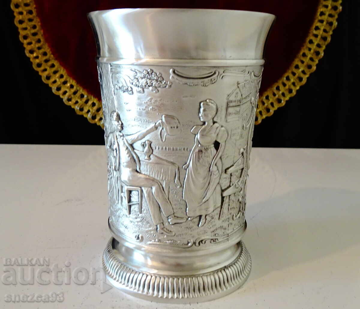 Κύπελλο από κασσίτερο 200 ml, σειρά Lindenwirtin, ερωτικό τραγούδι με τιμή 69.00 BGN | € 35.28