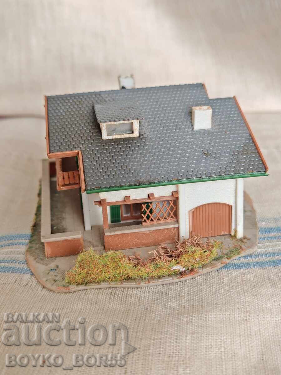 Old Canton Station for Children's Play Train Piko PIKO 1970s with price 160.00 BGN | € 81.81