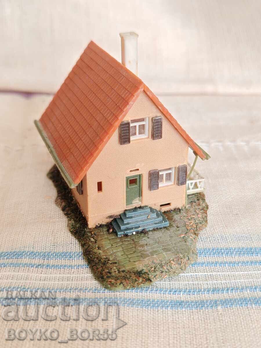 Old Canton Station for Children's Play Train Piko PIKO 1970s with price 160.00 BGN | € 81.81