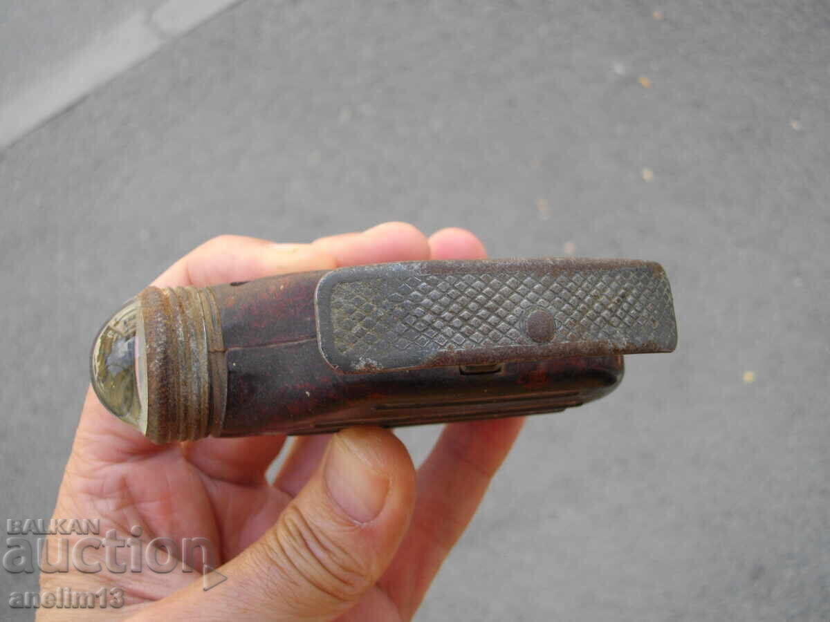 КОЛЕКЦИОНЕРСКО БАКЕЛИТЕНО ФЕНЕРЧЕ С ДИНАМО ВЕРМАХТ WWII - 5