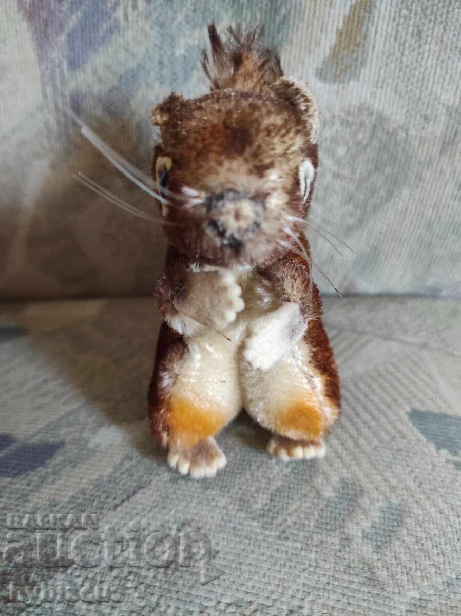 Steiff Perry катерица Disney 1968. с цена 55.00 лв. | € 28.12