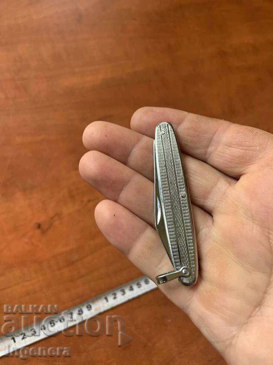 Licitație CUȚIT PLIANT PICIOARE LAMA ANTICĂ Licitație CUȚIT PLIANT PICIOARE LAMA ANTICĂ