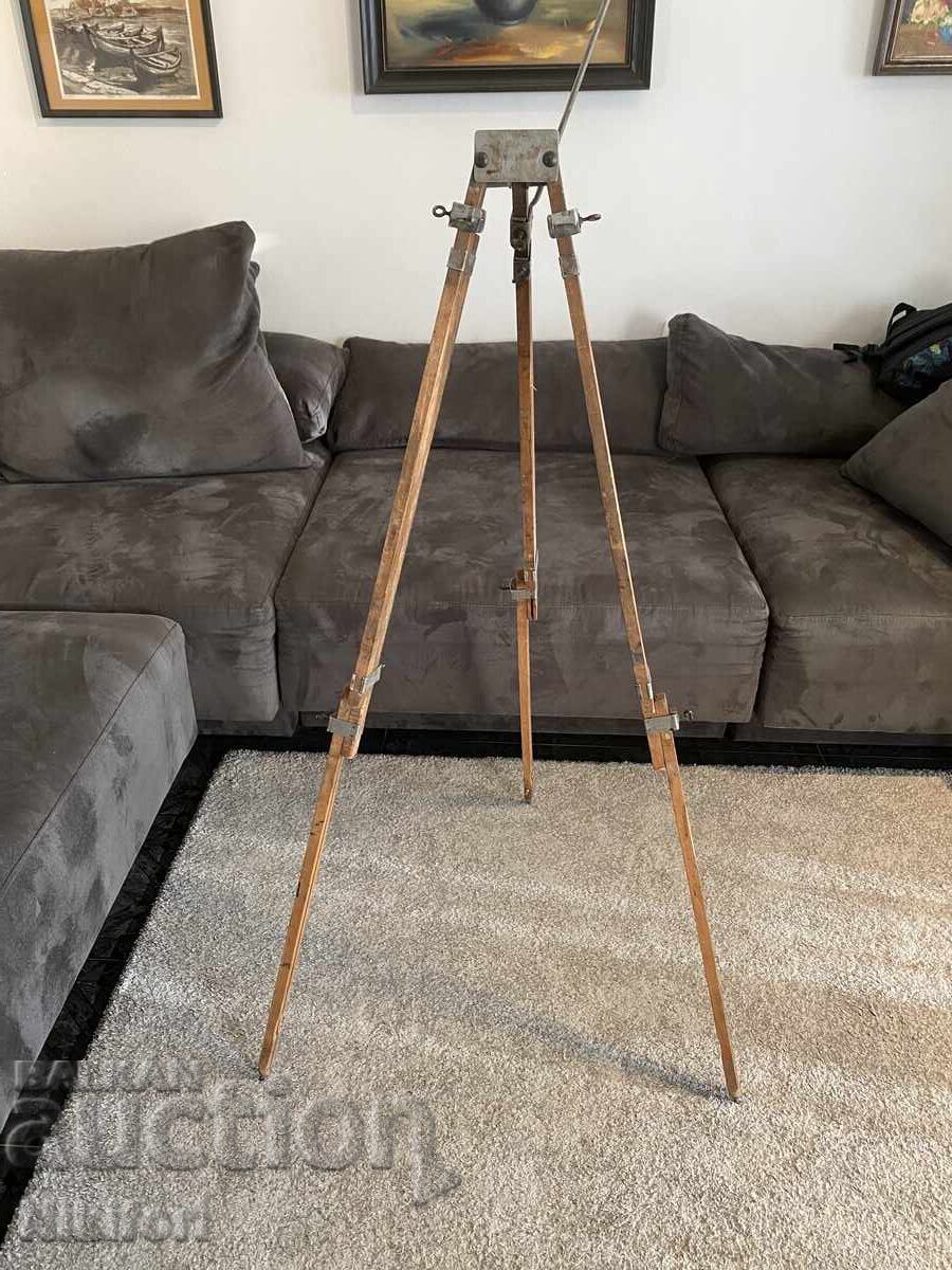 Wooden Tripod Stand Tripod with price 92.00 BGN | € 47.04