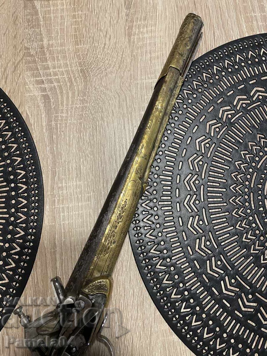 Delivery of Flintlock Arnaut pistol, pistol, shishane, boylia Delivery of Flintlock Arnaut pistol, pistol, shishane, boylia
