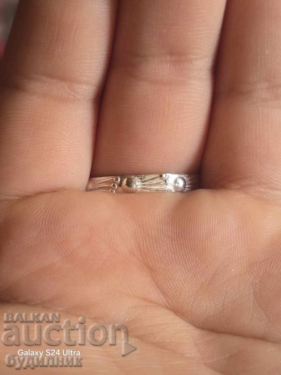 Silver ring. 18.7mm. I'm launching over 100 auctions. Check them out Silver ring. 18.7mm. I'm launching over 100 auctions. Check them out