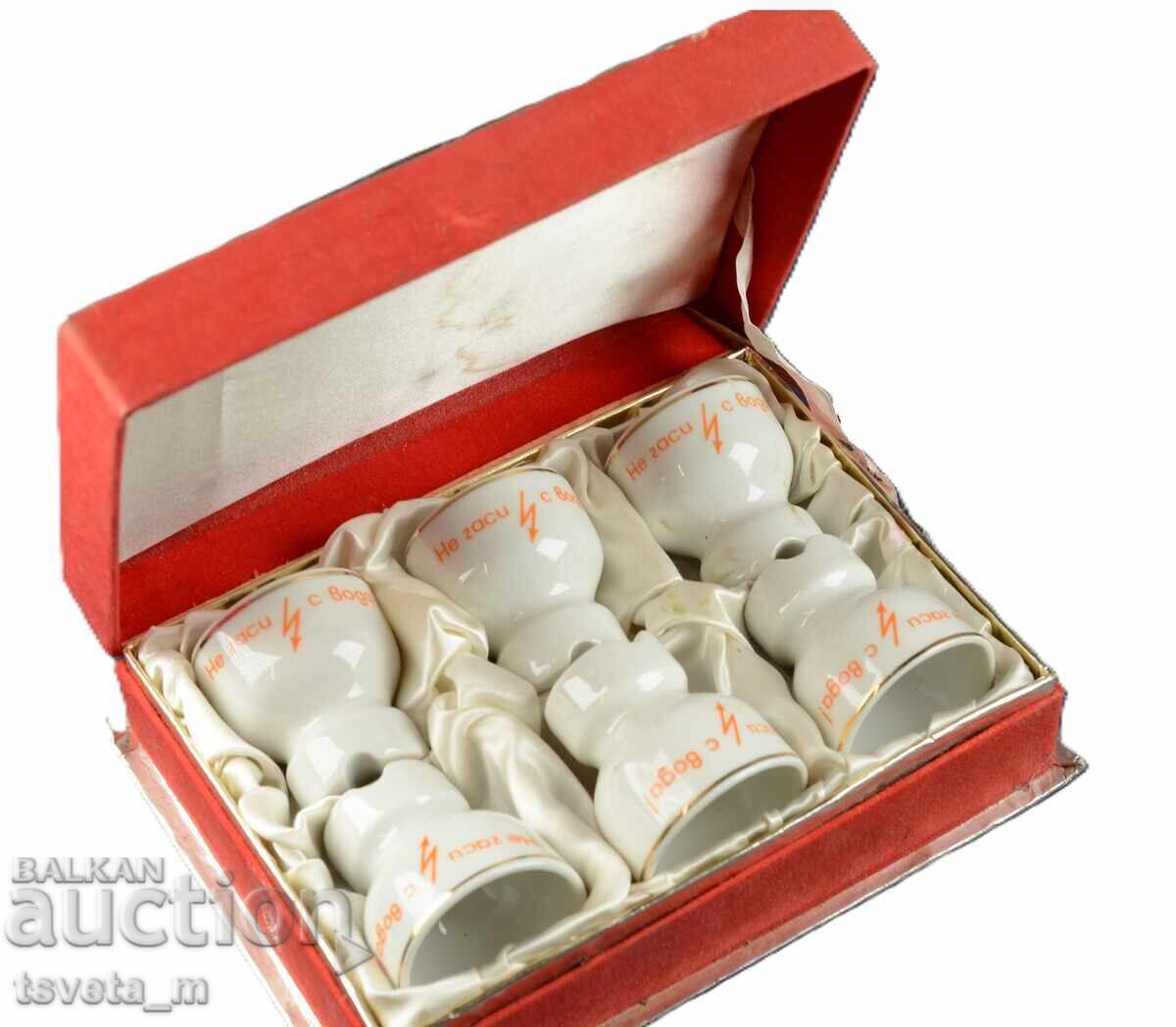 Porcelain alcohol service, advertising, social Porcelain alcohol service, advertising, social