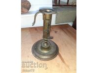 Стар бронзов свещник с механизъм за регулиране на свеща