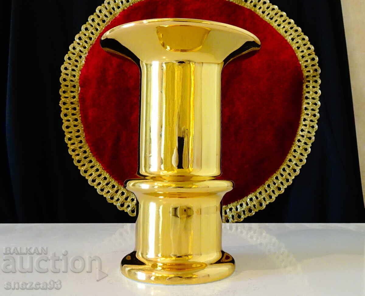 Porcelain vase Bavarian porcelain Gerold, 24 karat gold with price 46.00 BGN | € 23.52