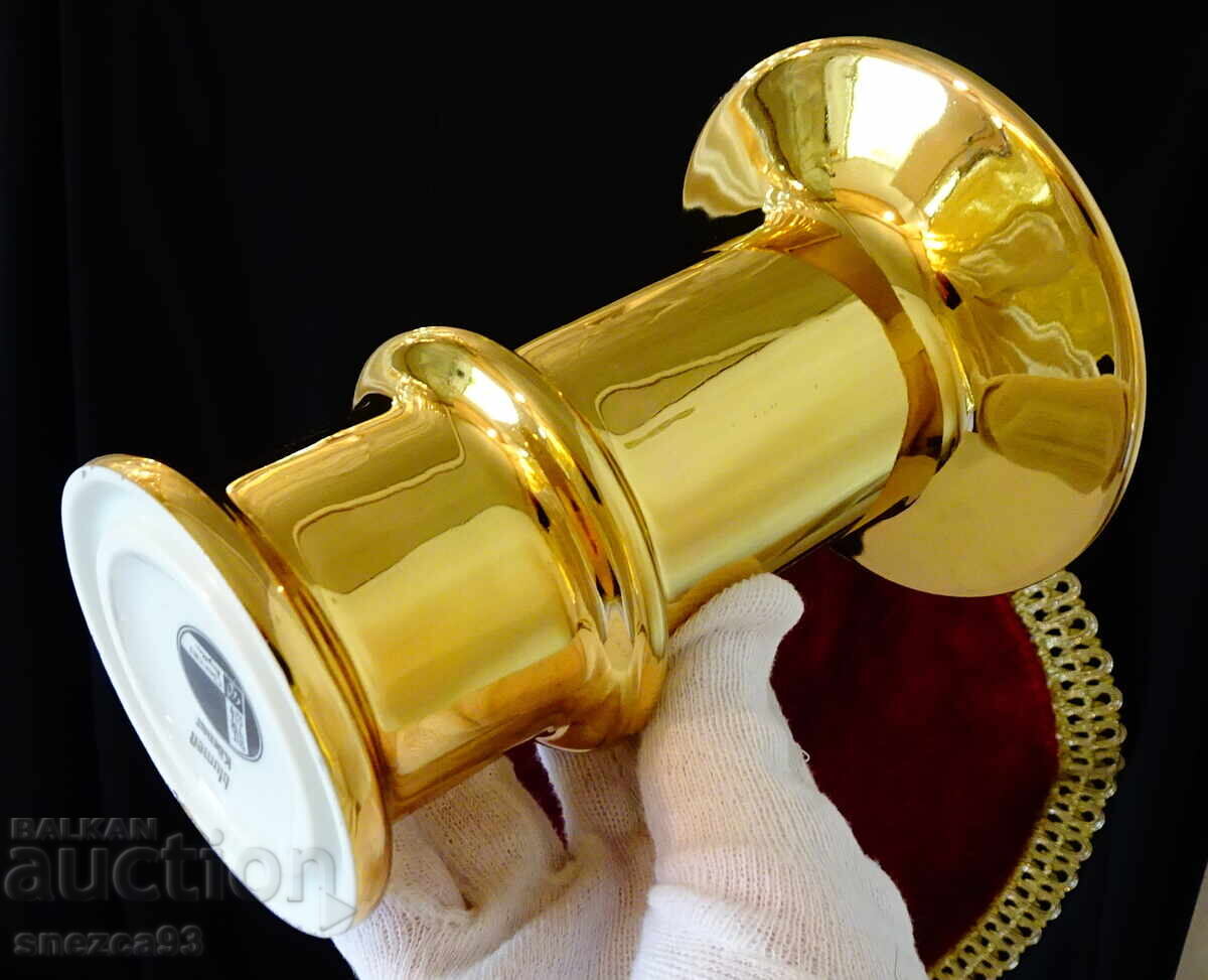 Auction  Porcelain vase Bavarian porcelain Gerold, 24 karat gold