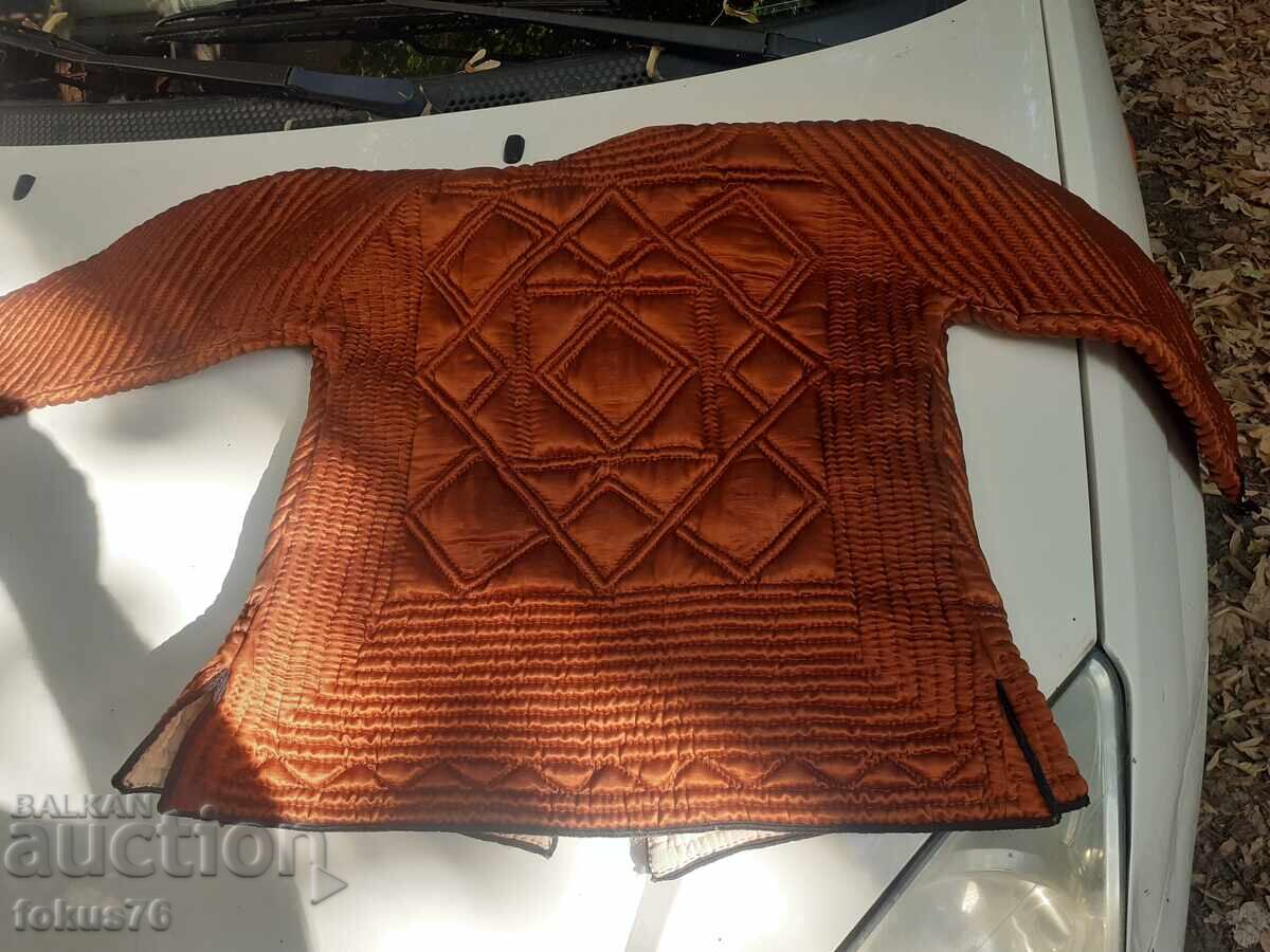 Παράδοση Παλιό αναγεννησιακό επάνω ένδυμα αντερί νοσιά