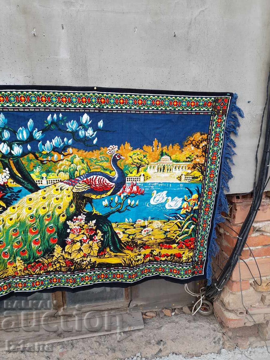 Παράδοση Μοκέτα αντίκα, επένδυση τοίχου Παράδοση Μοκέτα αντίκα, επένδυση τοίχου