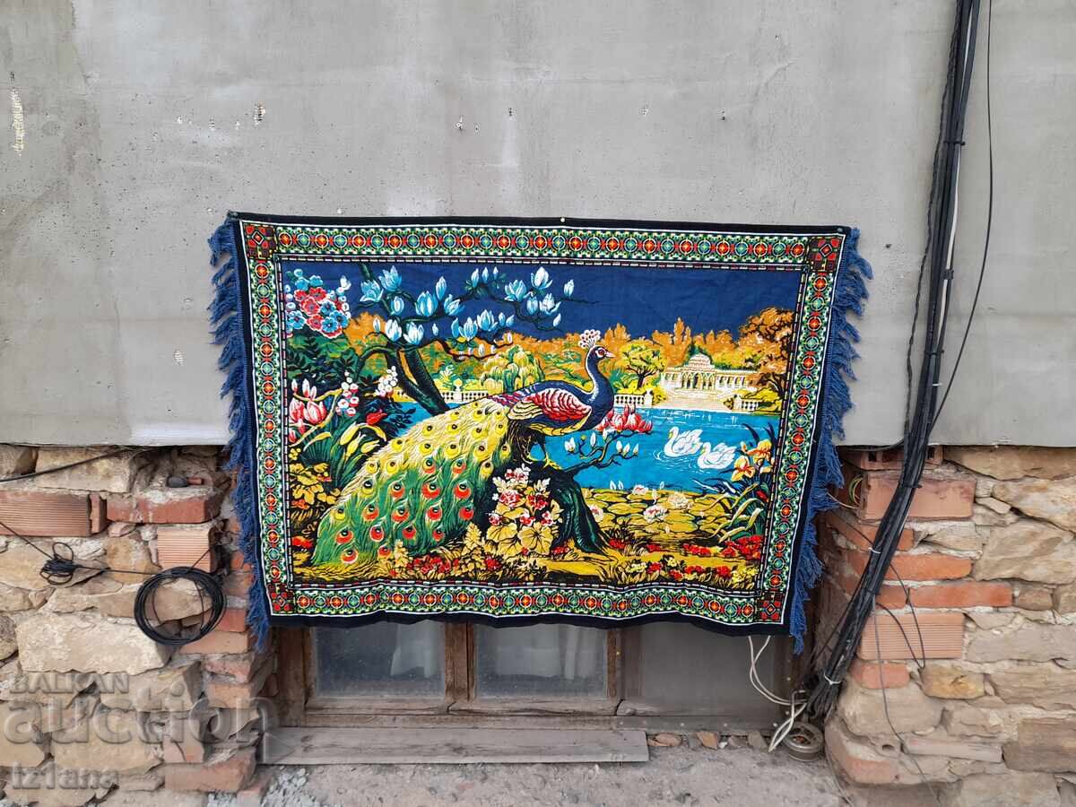 Μοκέτα αντίκα, επένδυση τοίχου Μοκέτα αντίκα, επένδυση τοίχου