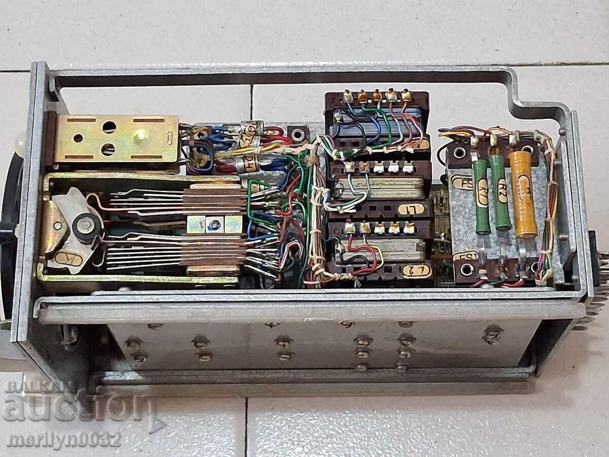 Old telephone set dial telephone - 6