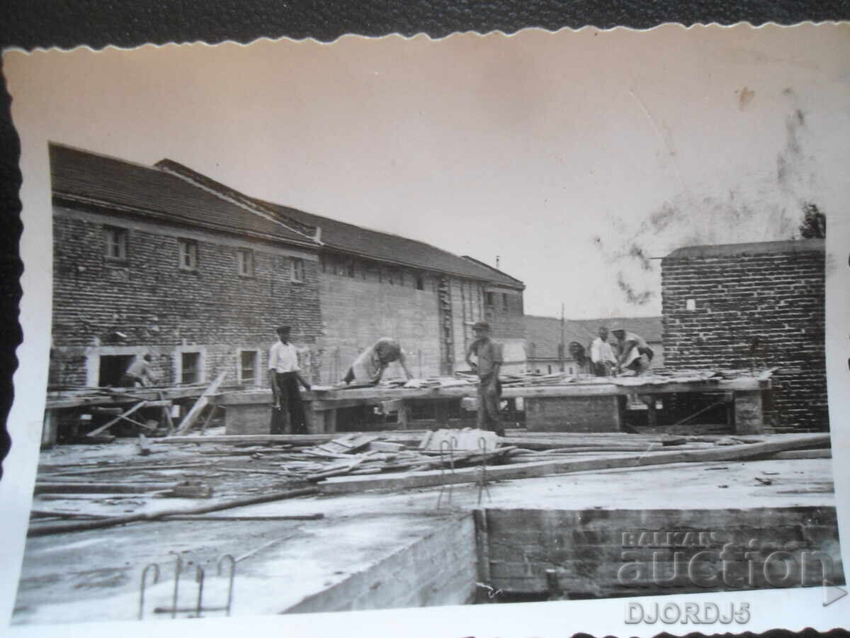 παλιά φωτογραφία με τιμή 1.00 BGN | € 0.51 παλιά φωτογραφία με τιμή 1.00 BGN | € 0.51