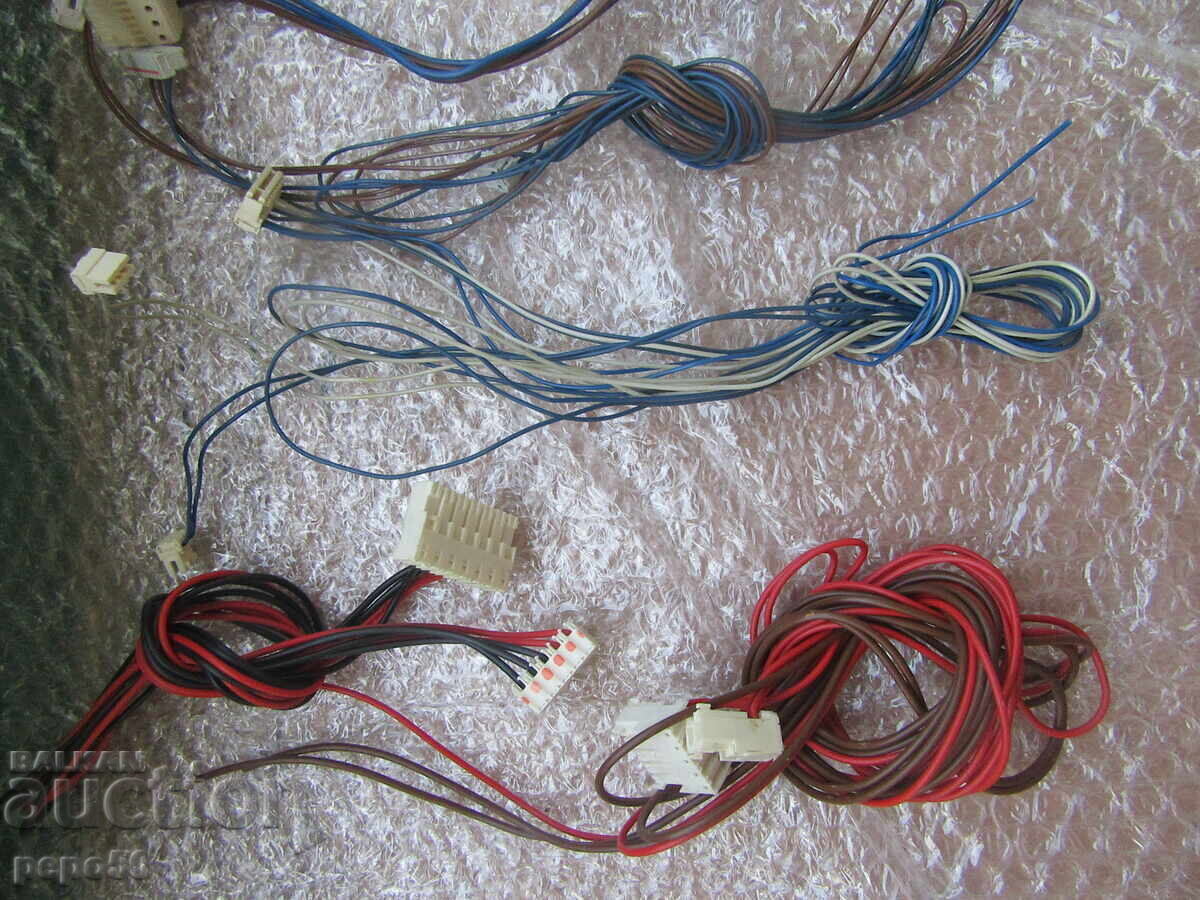 ΚΑΛΩΔΙΑ ΓΙΑ ΗΛΕΚΤΡΟΝΙΚΑ με τιμή 6.00 BGN | € 3.07