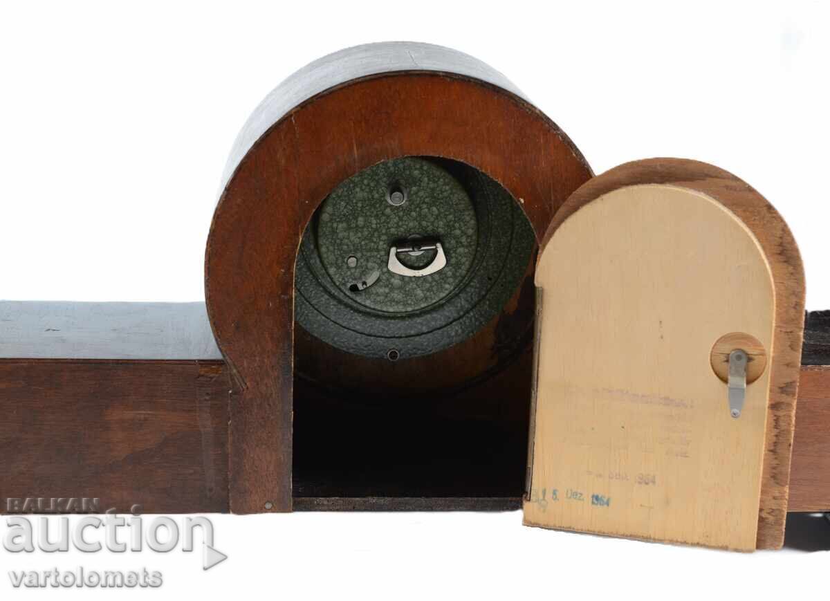 German mantel clock from 1969 - 5