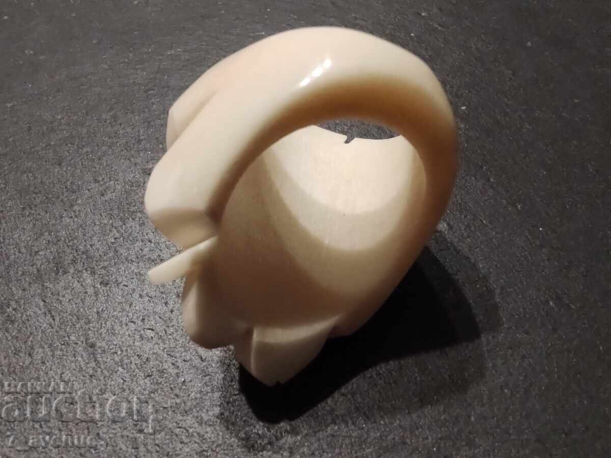 Auction  Star RING, ivory, immense beauty, 9.04.2025