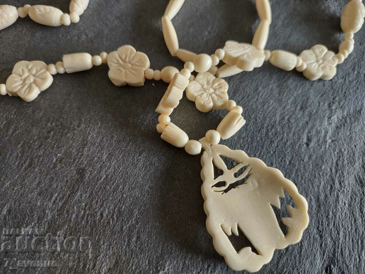 Доставка на КОЛИЕ  от кост, от соца , 04.09.2025