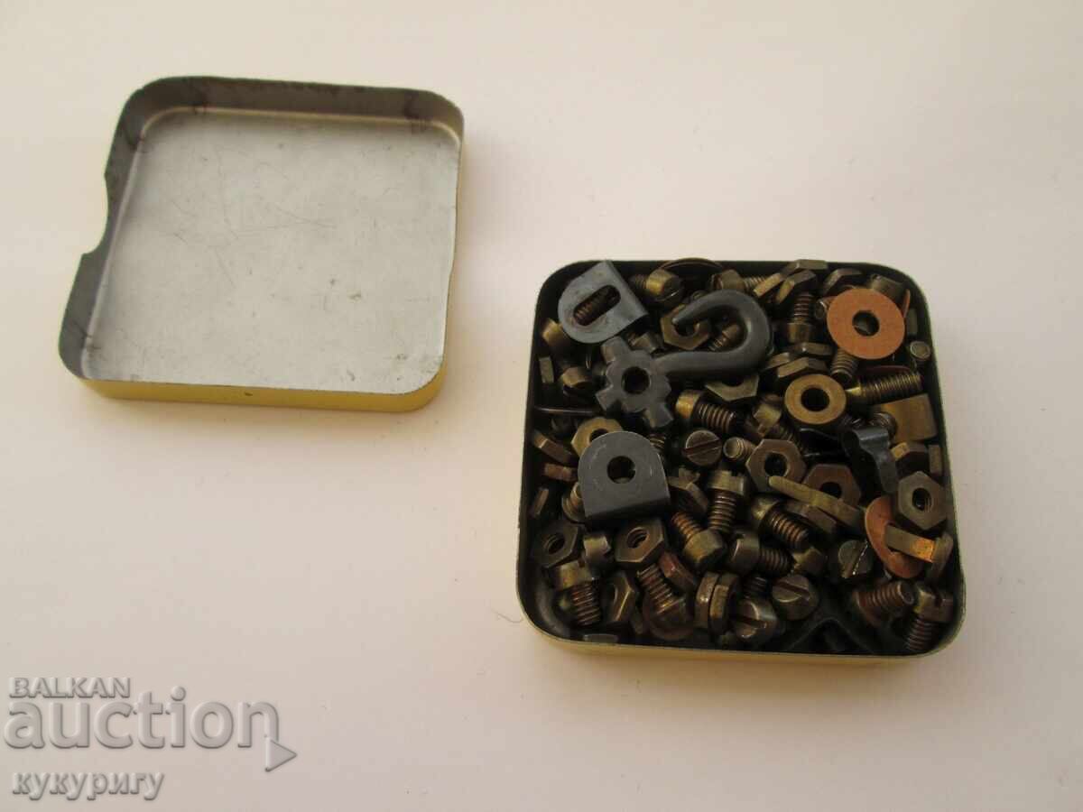 Стара кутийка Marklin с части за детски конструктор играчка с цена 40.00 лв. | € 20.45