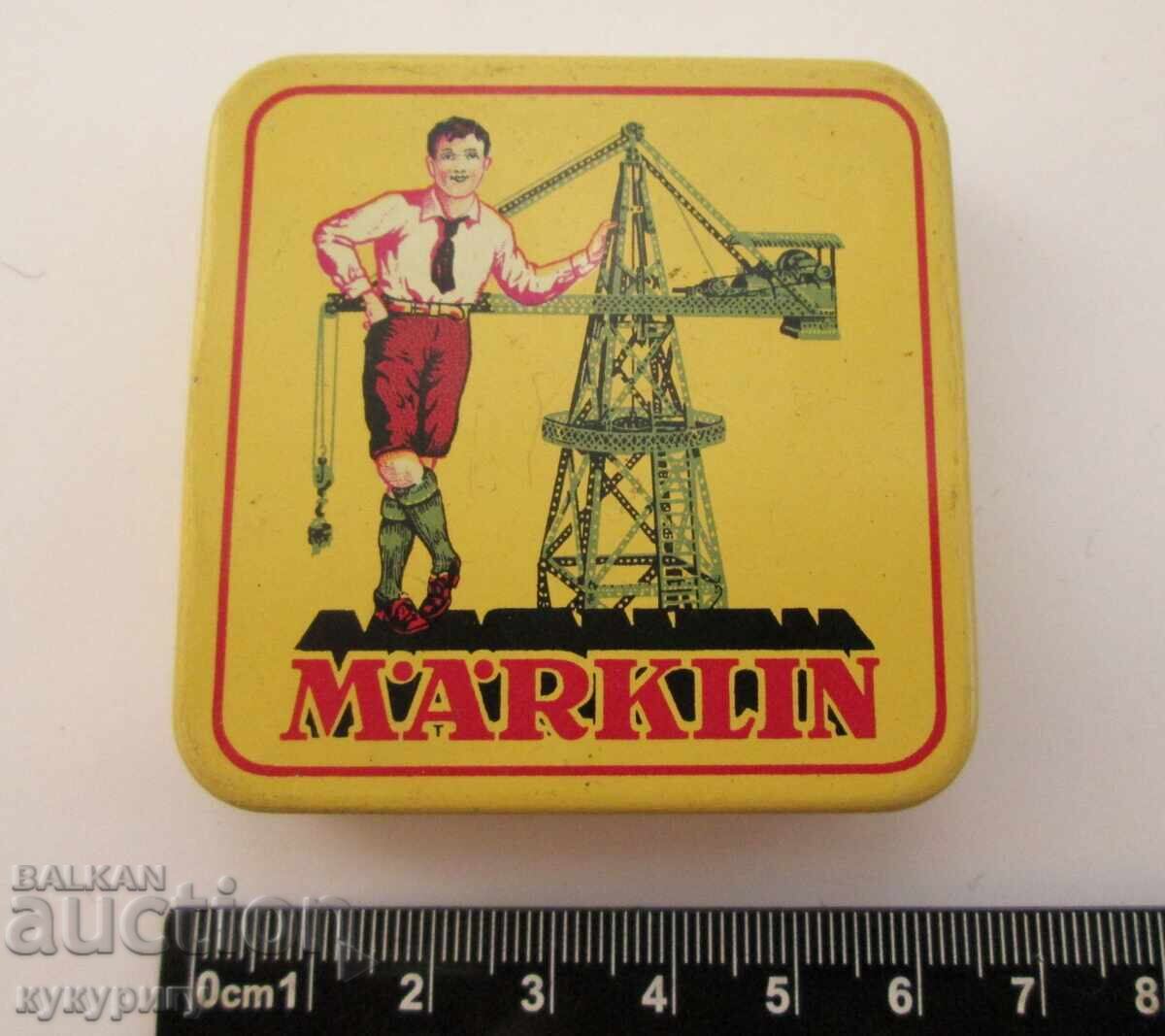 Аукцион Стара кутийка Marklin с части за детски конструктор играчка