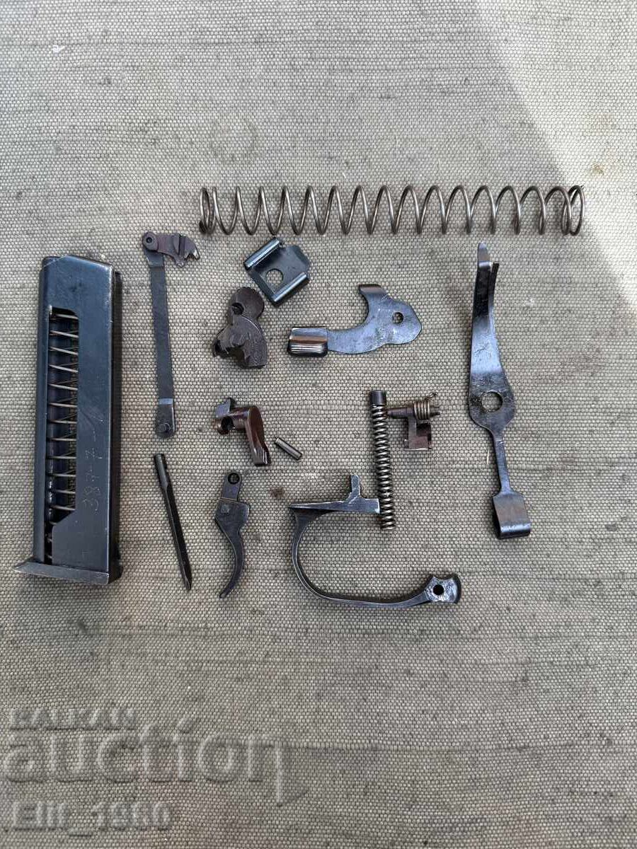 Λοτ ανταλλακτικών για Μακάροφ (διαβάστε την περιγραφή)