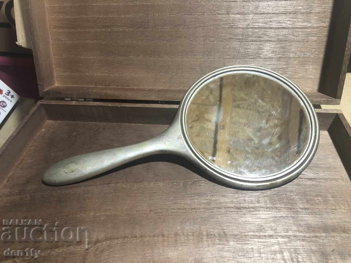 старо английско ръчно огледало с цена 25.00 лв. | € 12.78