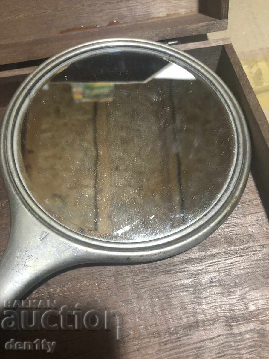 Доставка на старо английско ръчно огледало