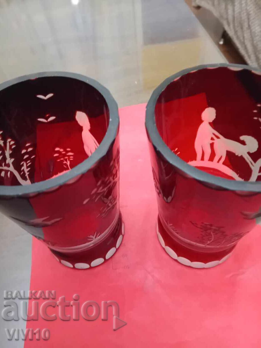 Аукцион 2 старинни чаши Бохемия, еротика