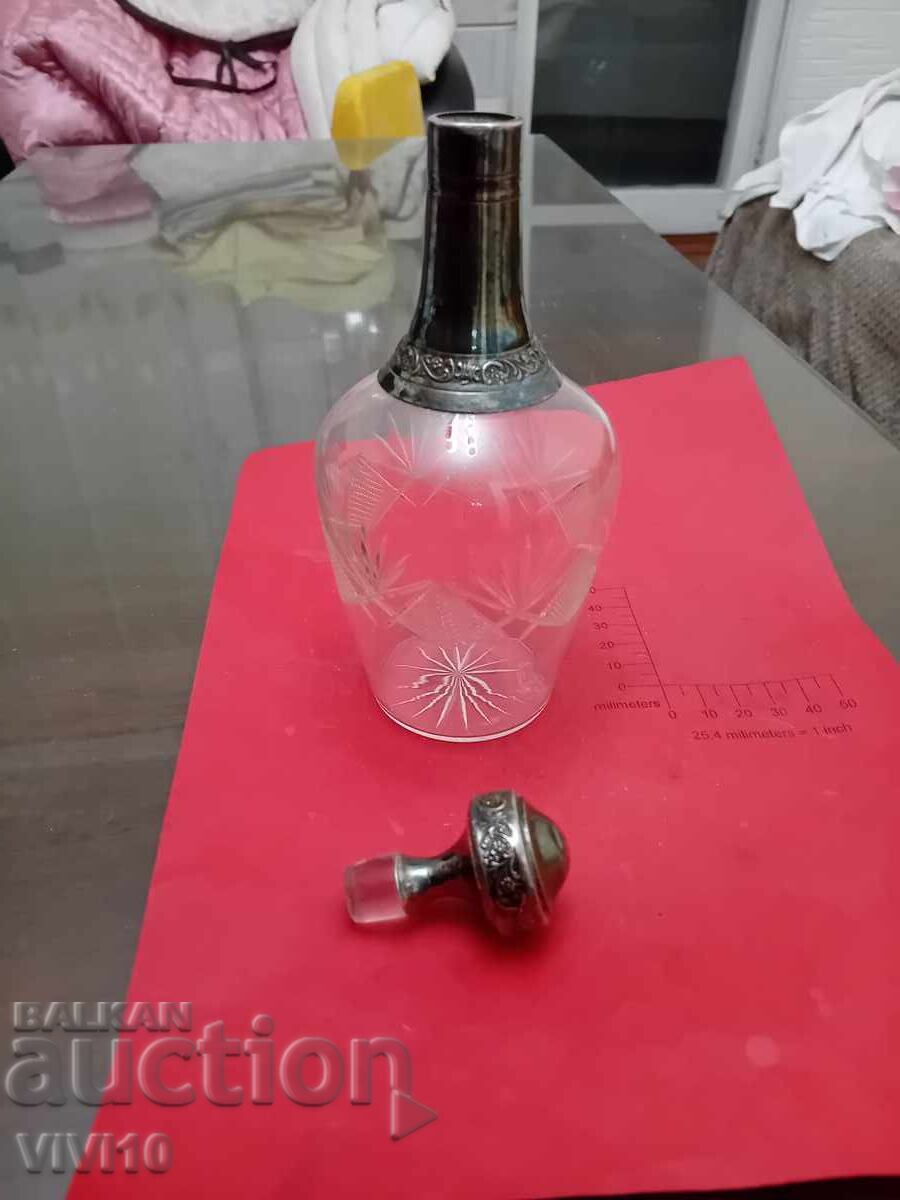 Αρχαίο μπουκάλι με ασήμι, κρύσταλλο με τιμή 130.00 BGN | € 66.47 Αρχαίο μπουκάλι με ασήμι, κρύσταλλο με τιμή 130.00 BGN | € 66.47