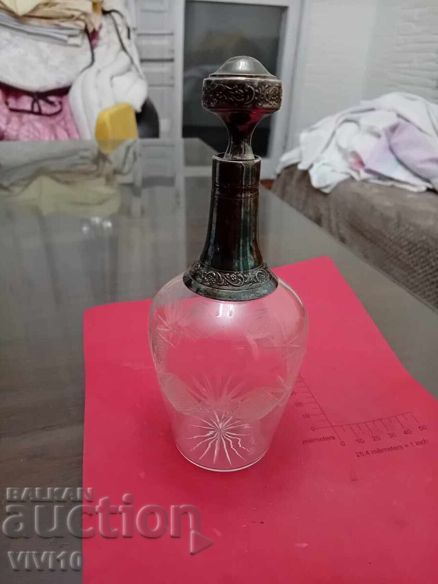 Αρχαίο μπουκάλι με ασήμι, κρύσταλλο