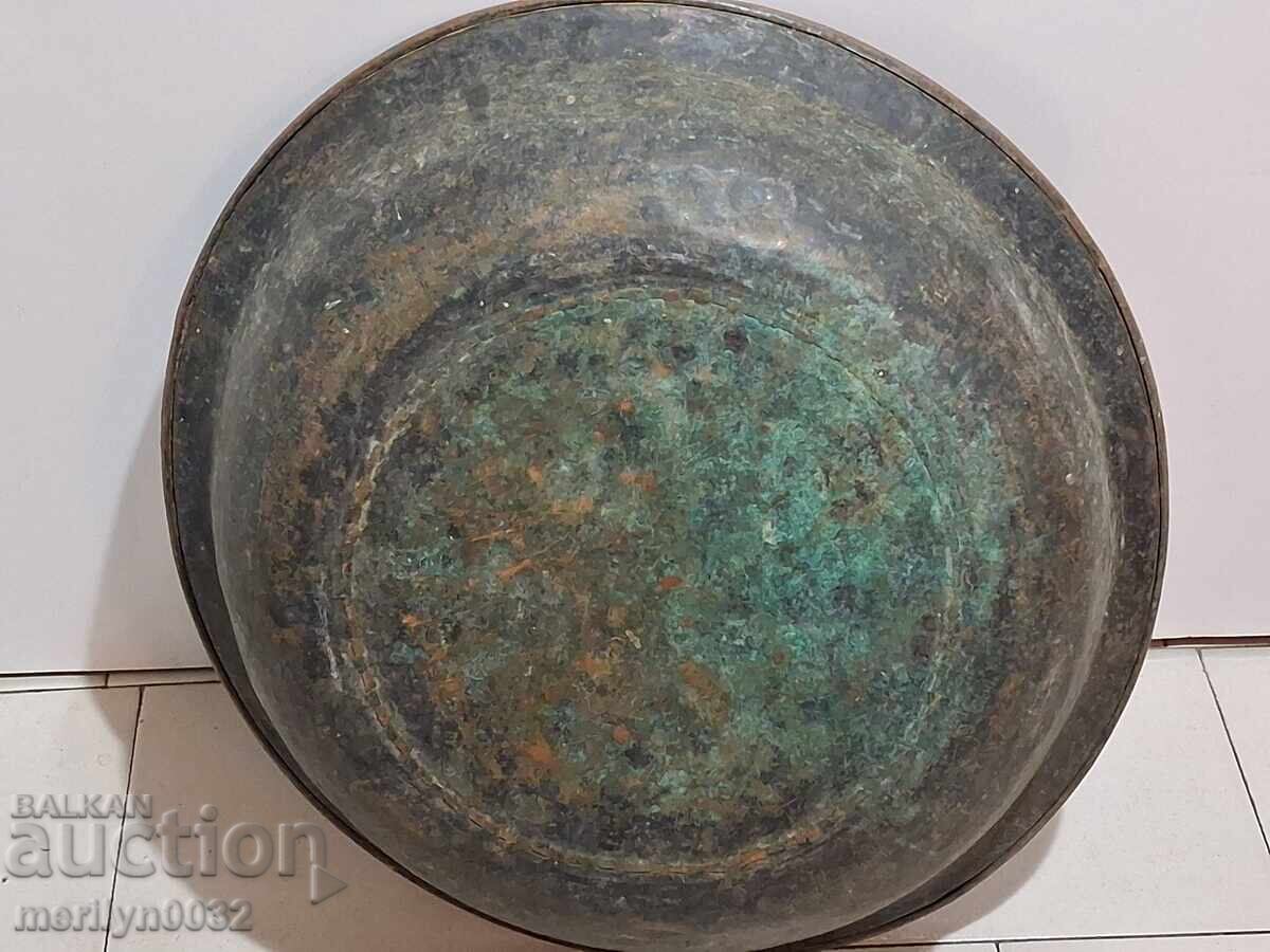 Παράδοση Χάλκινη λεκάνη χάλκινη χάλκινη λεκάνη λέβητα λεκάνης