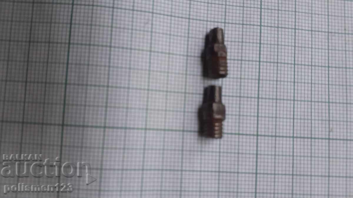 Auction  Lot of pistons