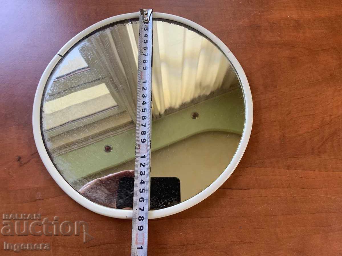 OGLINDĂ VECHE DE EPOCĂ, CU ETICHETĂ cu preț 9.00 BGN | € 4.60