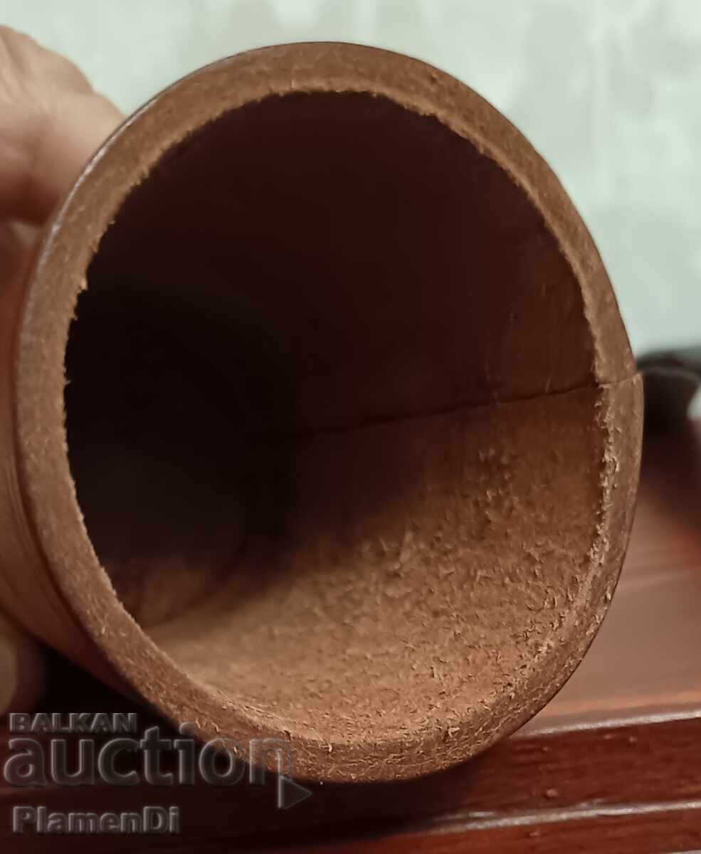 Auction Powder kit with five dice Auction Powder kit with five dice