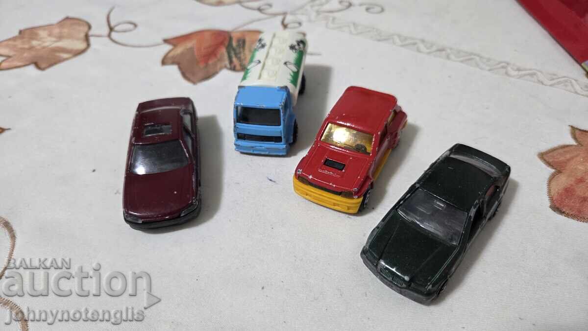 4 броя колички Мажорет от 80-те години