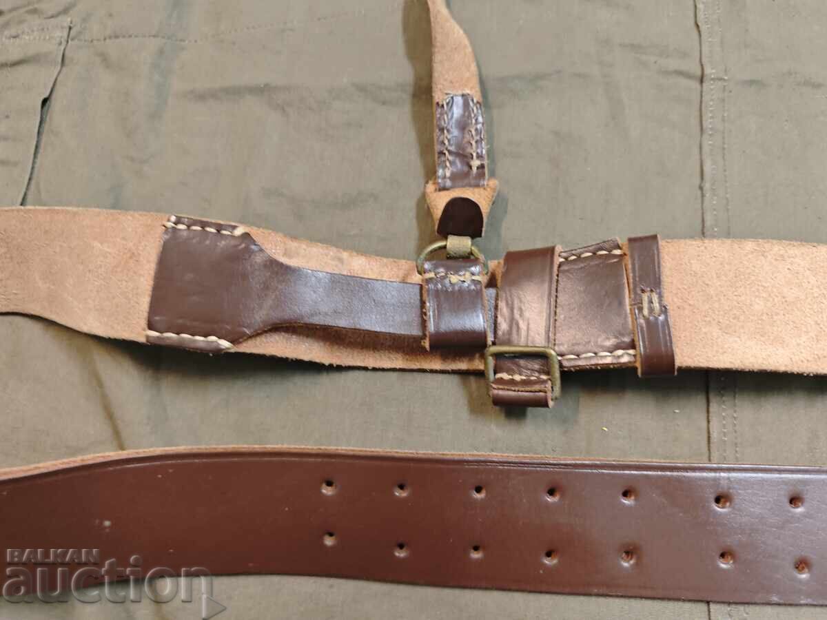 Centura B.M.K cu preț 400.00 BGN | € 204.52