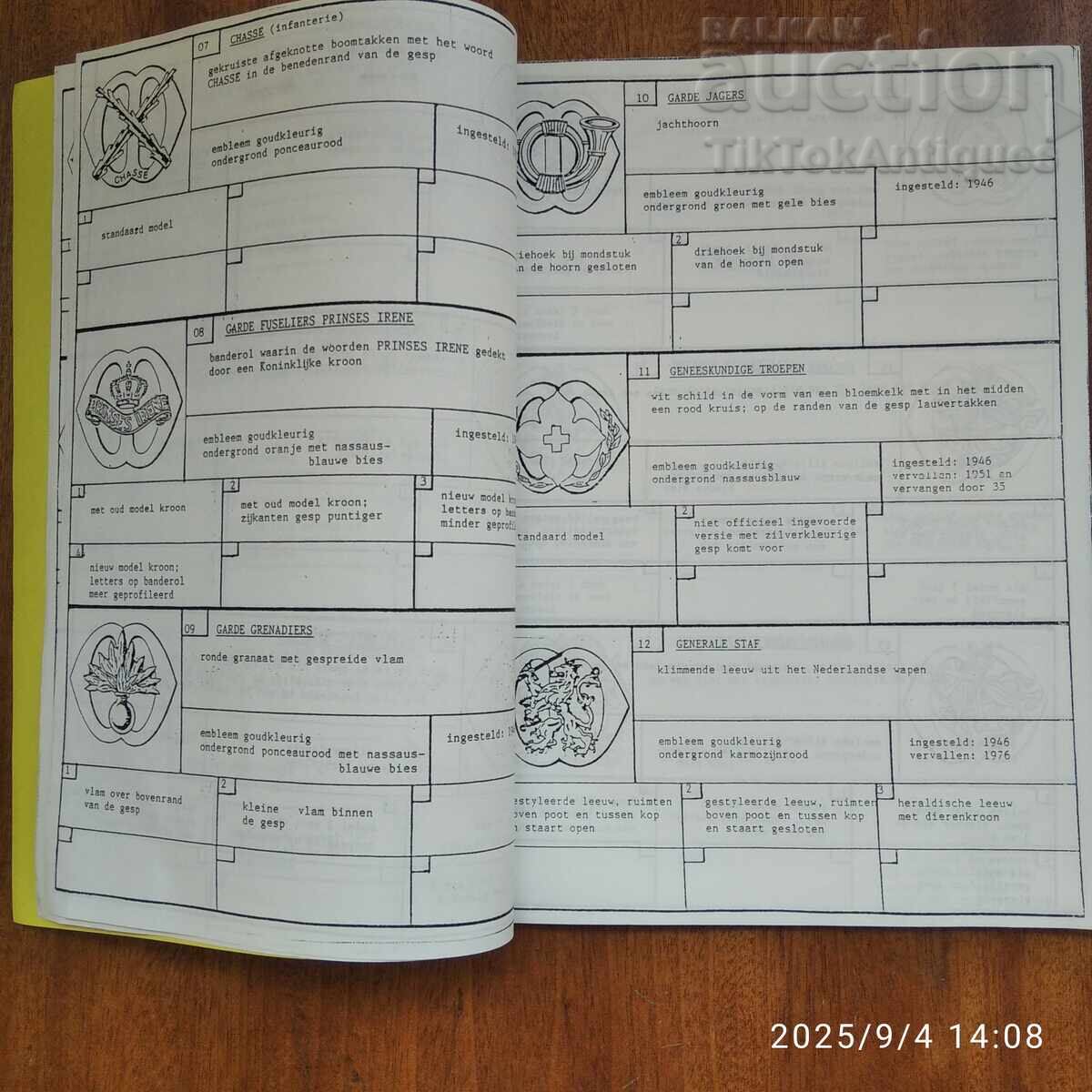 Auction  Book on the emblems of the Dutch Army commandos