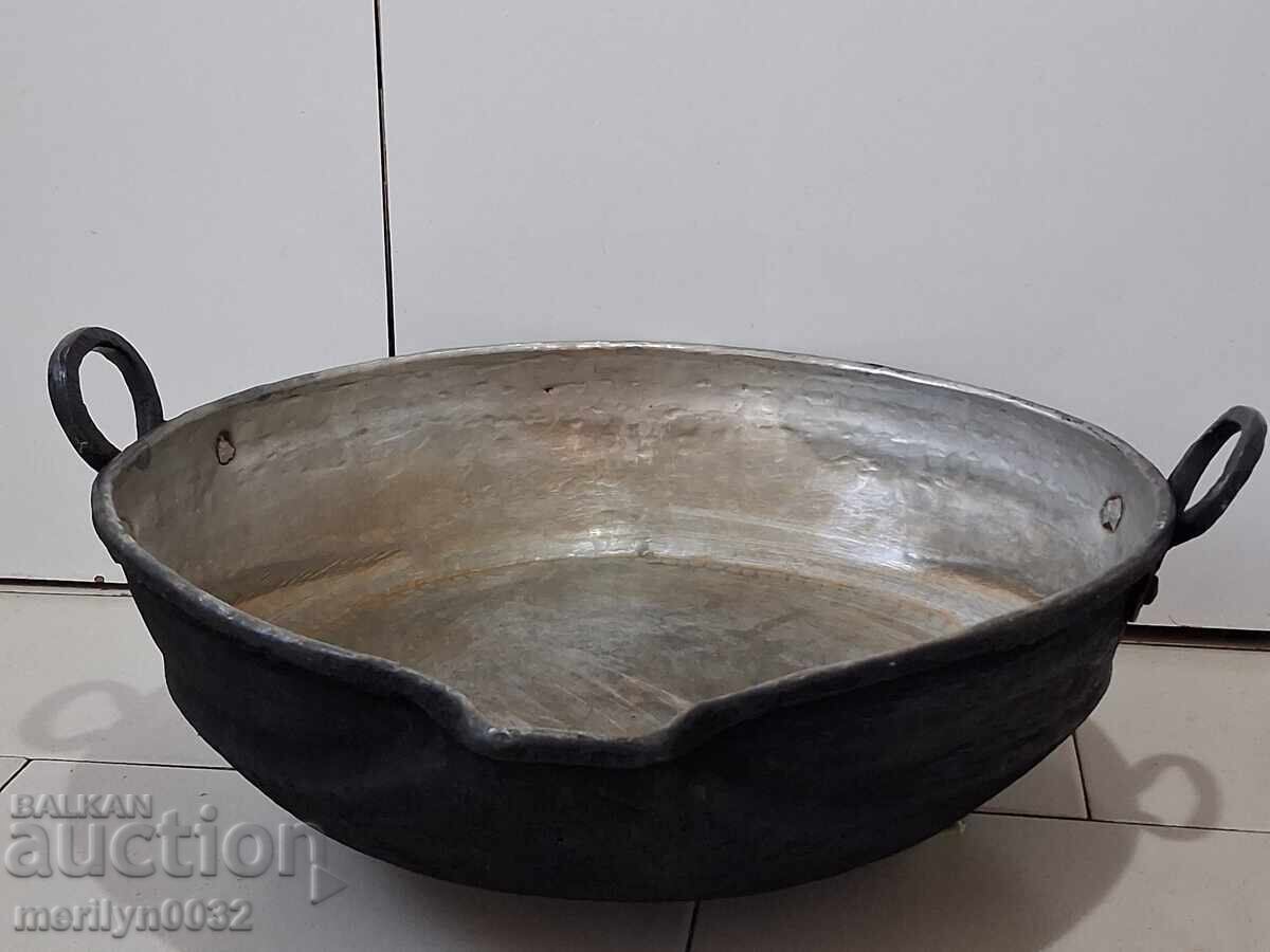 Παλιός χάλκινος δίσκος για lutenitsa majun γλυκό χαλκό με τιμή 159.90 BGN | € 81.76