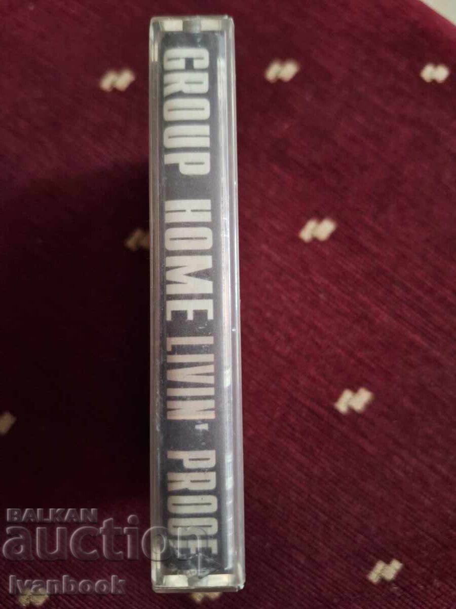 Caseta audio - Group home cu preț 3.00 BGN | € 1.53 Caseta audio - Group home cu preț 3.00 BGN | € 1.53